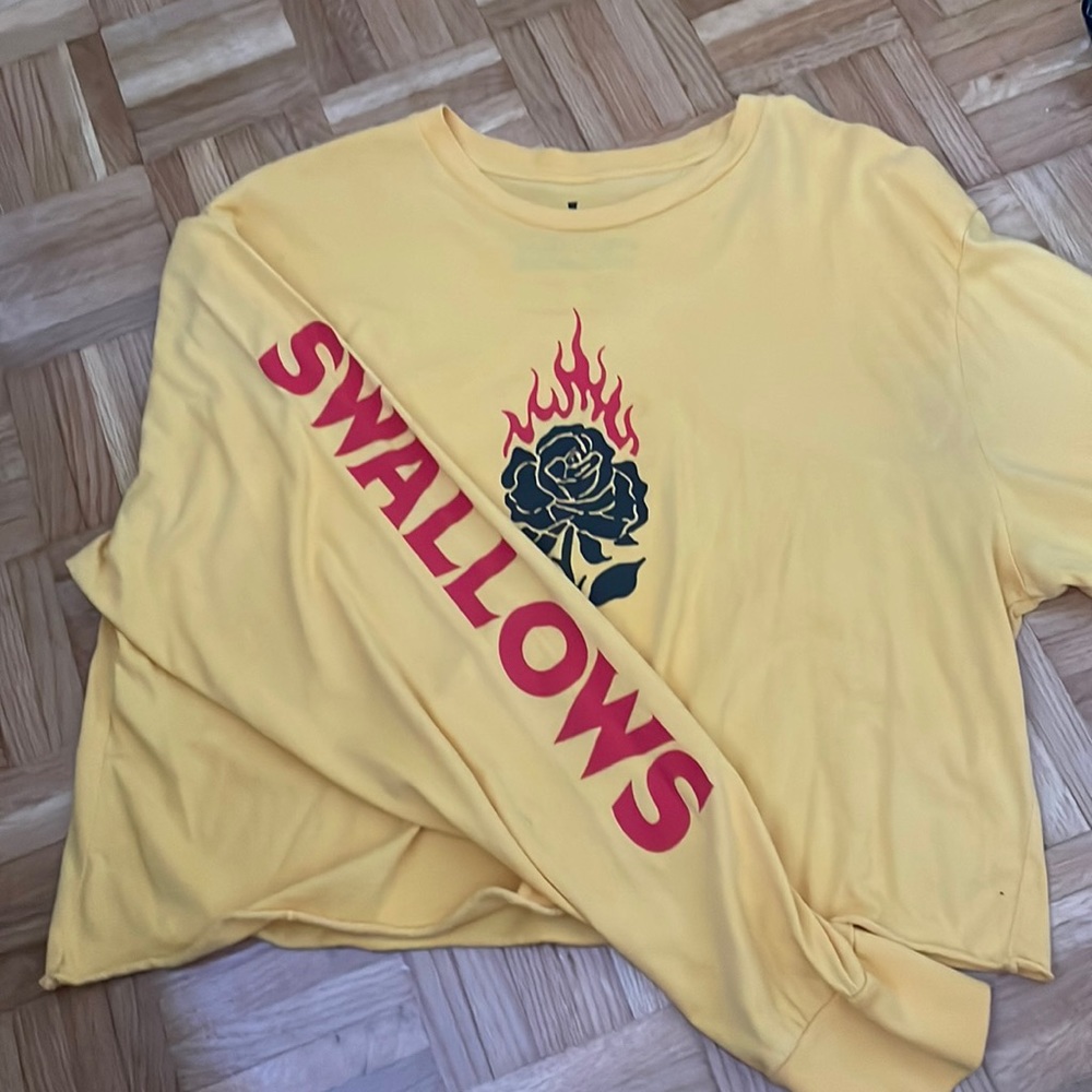 Cropped loose top- SWALLOWS AND DAGGERS brand